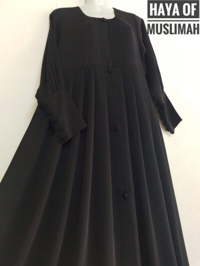 Button Abaya