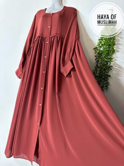 Button Abaya