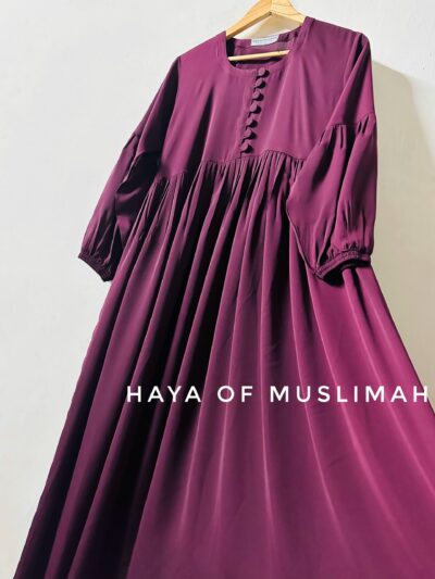 Button Abaya