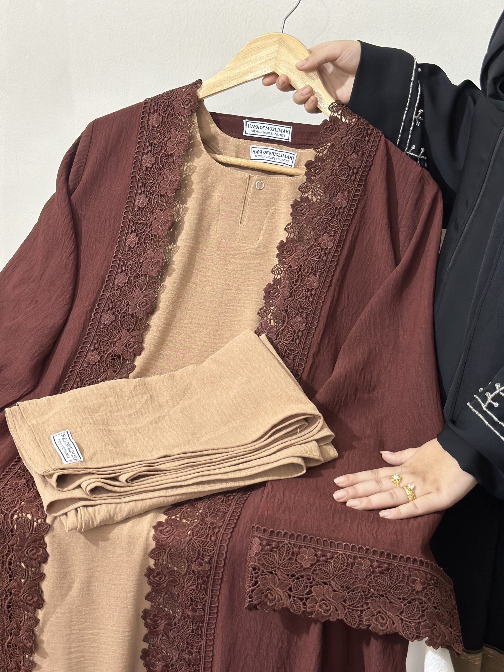 Chocolate Browny Abaya (With Hijab) - Image 2